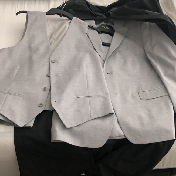 Alfano slim fit men’s suit - Picture 3 of 5